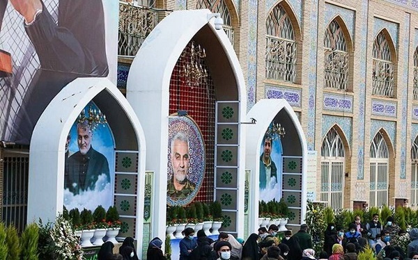 جشن مبعث در گلزار شهدای کرمان