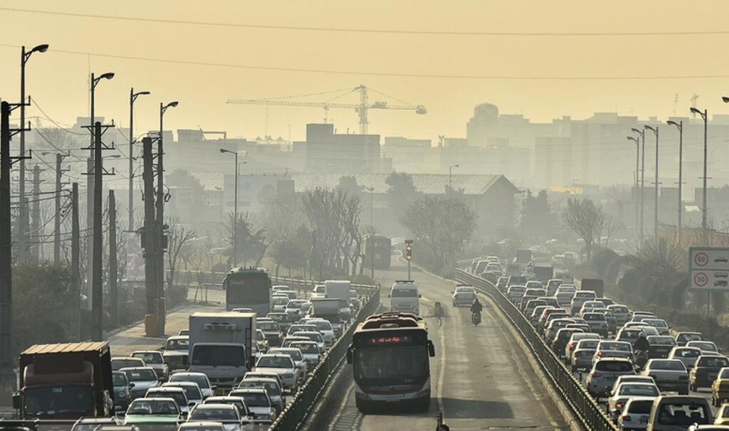 انباشت آلاینده های جوی در مناطق صنعتی و پرتردد شهری یزد