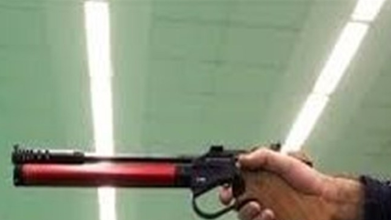 برگزاری مسابقات گلوله زنی با اسلحه در مراغه