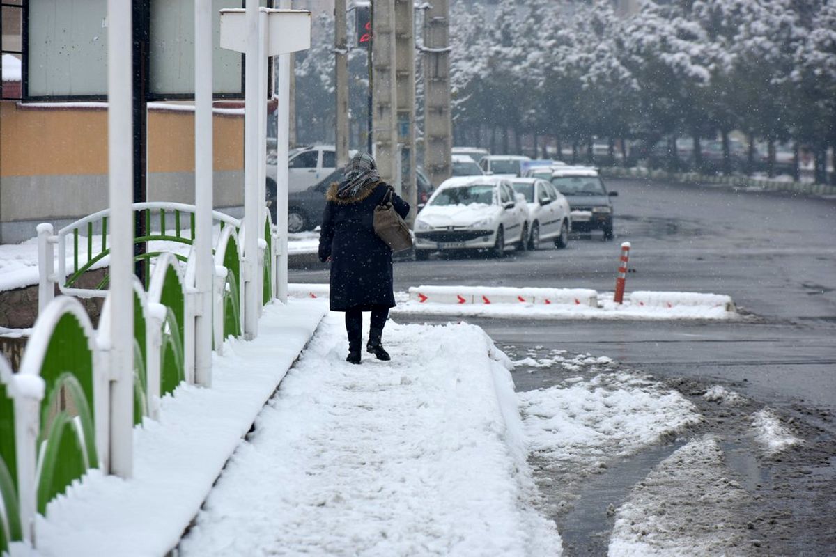 باران و برف در راه نیمه شمالی آذربایجان‌ شرقی