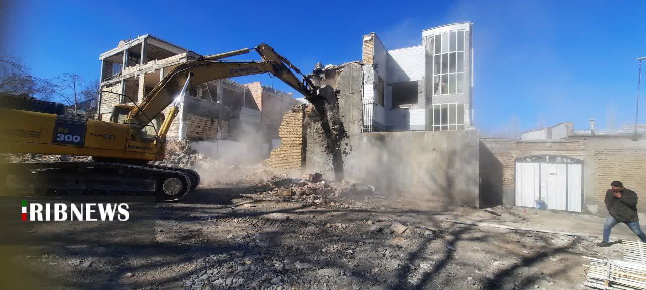 احداث ۴۲۰ واحد مسکونی تخریب شده در زلزله خوی