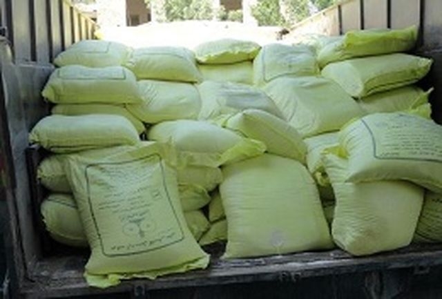 کشف ۱۴ تن آرد قاچاق در زنجان