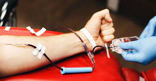 افراد دارای گروه خونی O منفی خون اهدا کنند