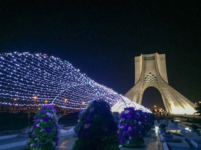 نیمه شعبان ، تهران غرق در نور و گل