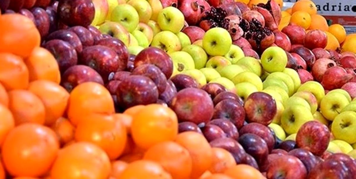 توزیع ۵۰۰ تن میوه شب عید در همدان