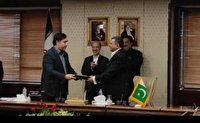 امضای قرارداد تبادل انرژی ایران و پاکستان