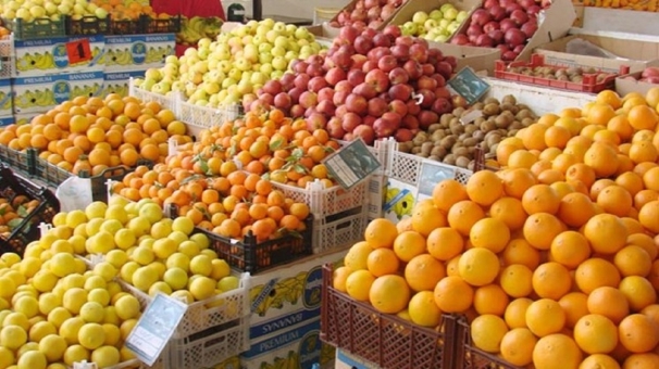 توزیع میوه تنظیم بازاری شب عید از فردا