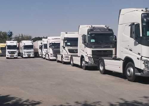ممنوعیت تردد وسایل نقلیه سنگین در محور‌های استان بوشهر
