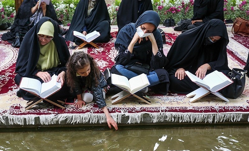 مراسم جزء خوانی ماه مبارک رمضان در گذر فرهنگی چهارباغ