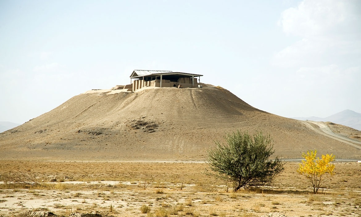 برگزاری آئین شاهنامه‌خوانی در پایگاه ملی نوشیجان