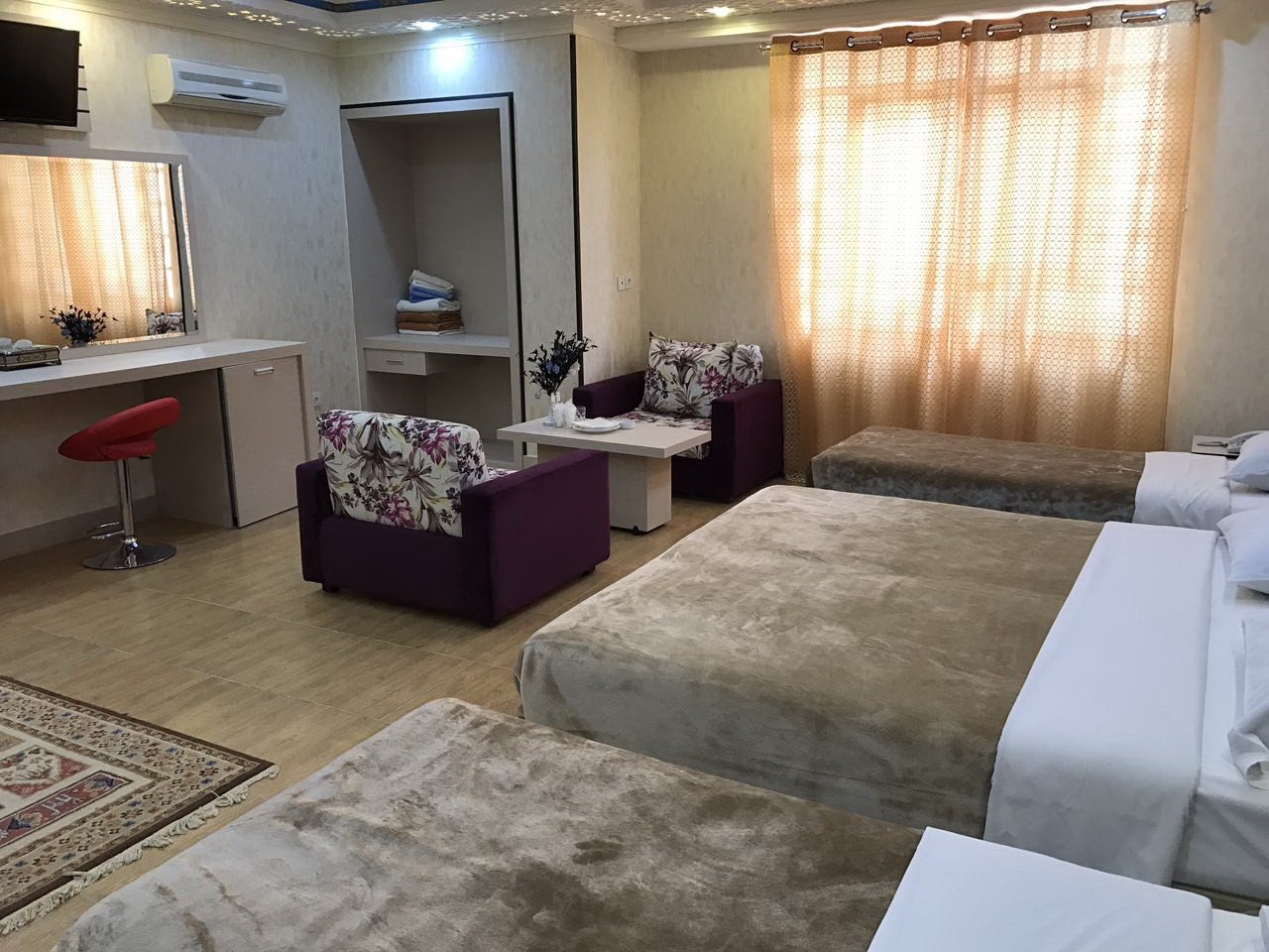 مراکز اقامتی مهاباد با ۵۶۴ تخت آماده میزبانی مسافران نوروزی هستند