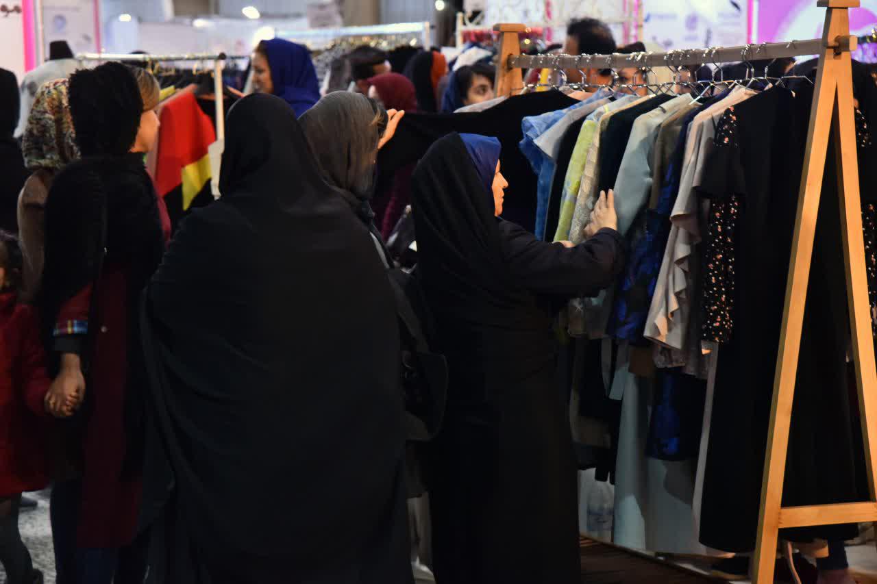 آغاز نمایشگاه مد و لباس ایرانی اسلامی در شیراز