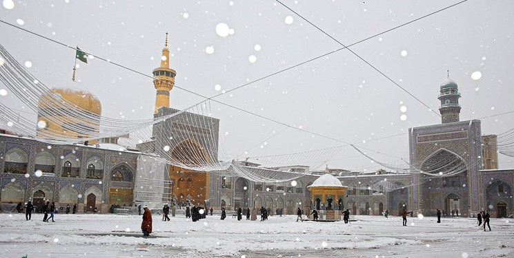 بارش دو سانتیمتری برف در مشهد مقدس، امروز شنبه ۶ اسفند