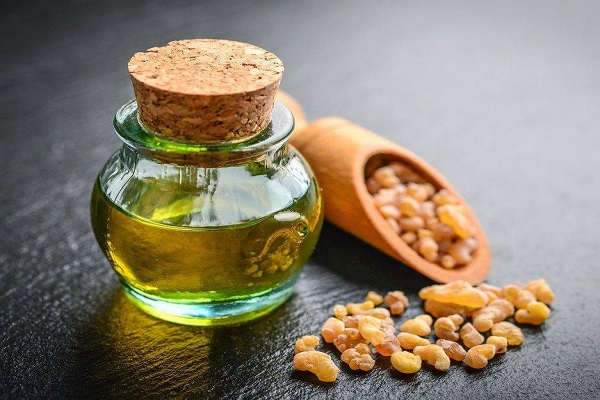 خواب راحت و مبارزه با سرطان، ارمغان روغن کندر