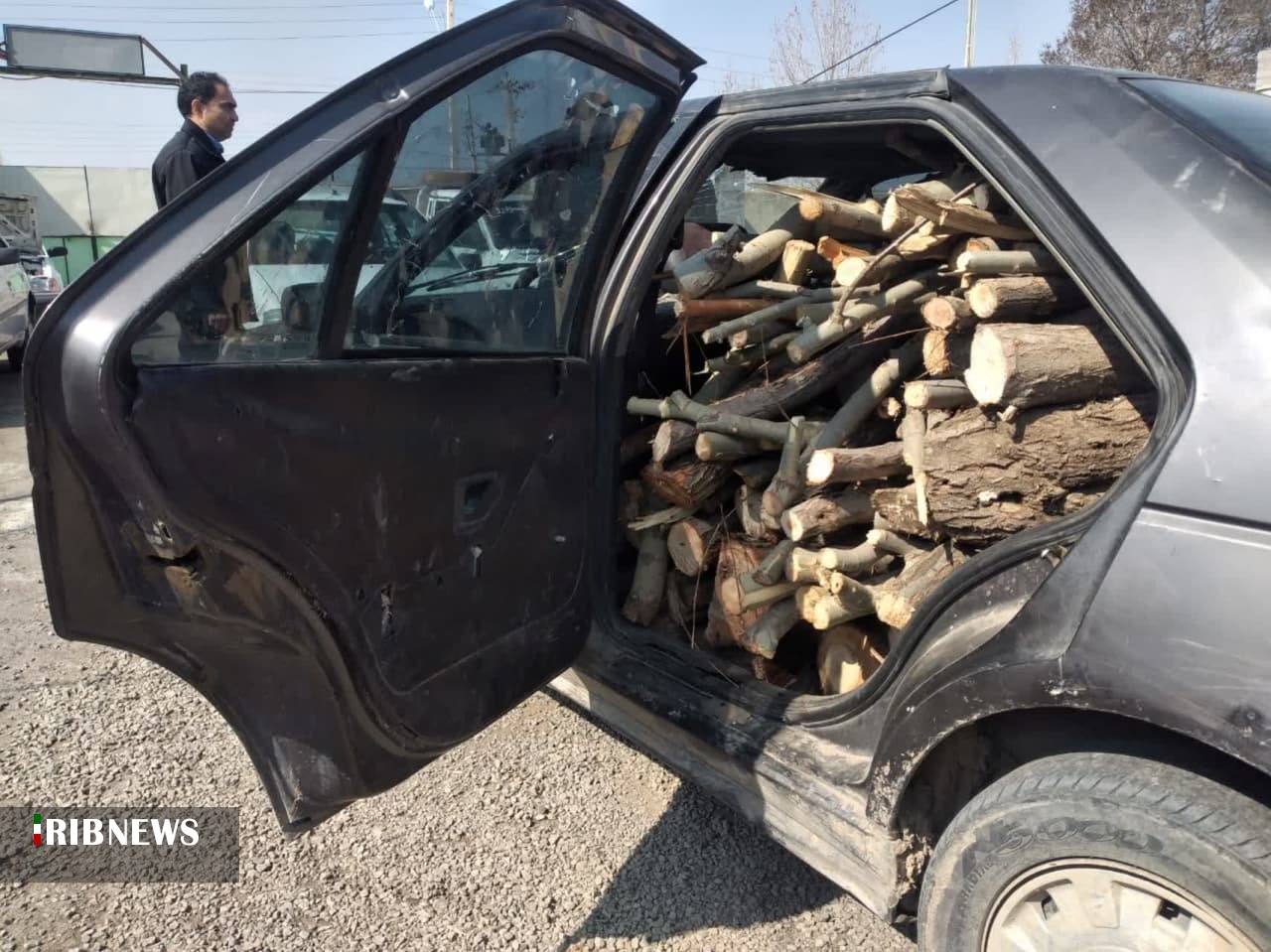 کشف و ضبط 30 تن چوب قاچاق در باروق