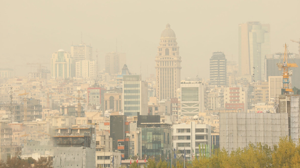 ۱۱ ایستگاه سنجش کیفیت هوای تهران، نارنجی شدند