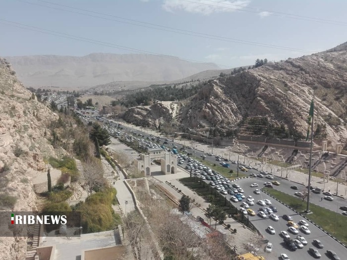 ترافیک نیمه سنگین در جاده‌های فارس