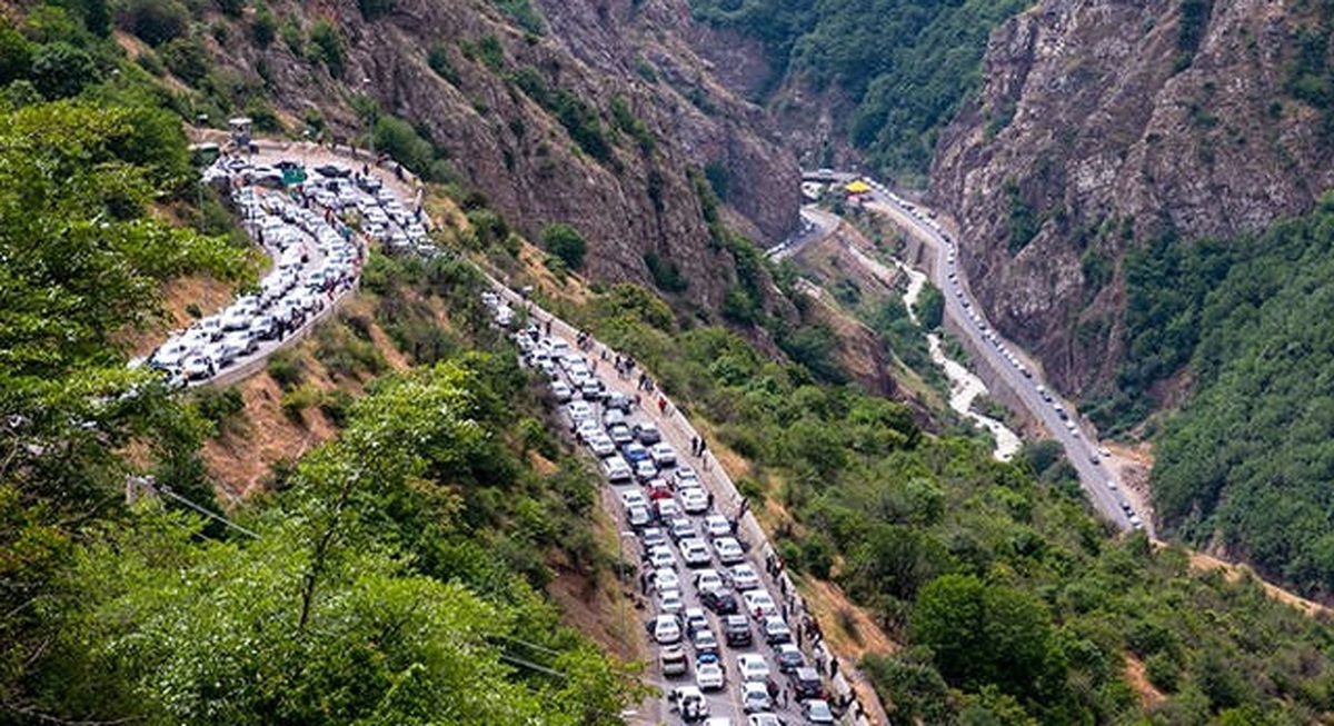 ترافيک سنگين جاده چالوس را يک طرفه کرد