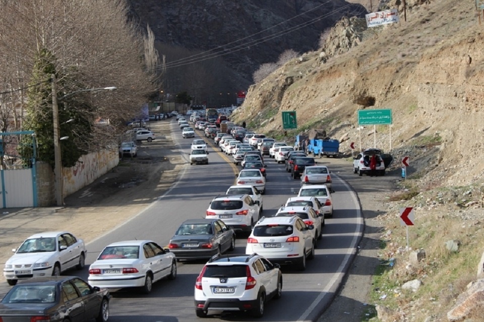 ترافیک جاده کرج - چالوس پرحجم و روان است