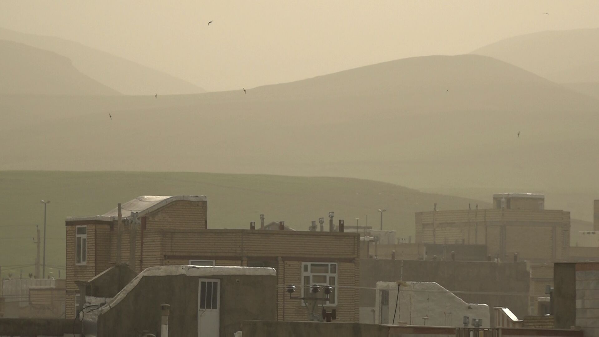 آلودگی هوا و تعطیلی مدارس سردشت