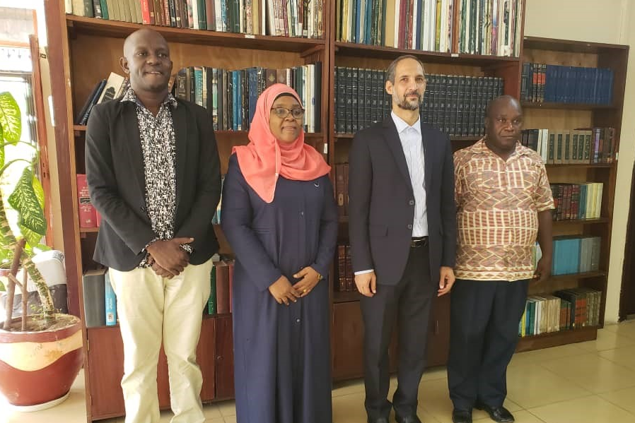 تأکید ایران و تانزانیا بر گسترش همکاری کتابخانه‌های ملی