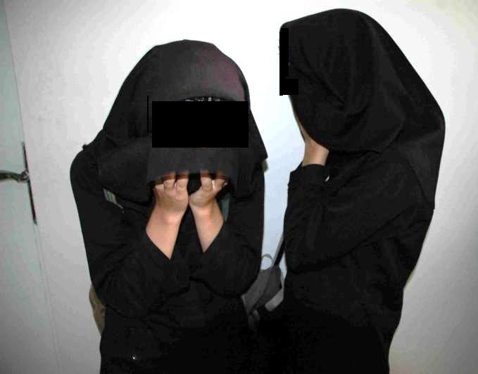 دستگیری دو کلاهبردار خانم با گردشگر مالی 120 میلیارد