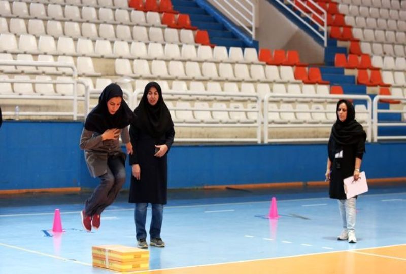 قهرمانی بانوان همدان در مسابقات آمادگی جسمانی کارکنان کشور