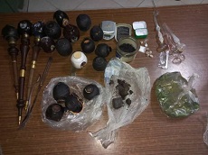 دستگیری ۵ توزیع کننده مواد مخدر در اراک