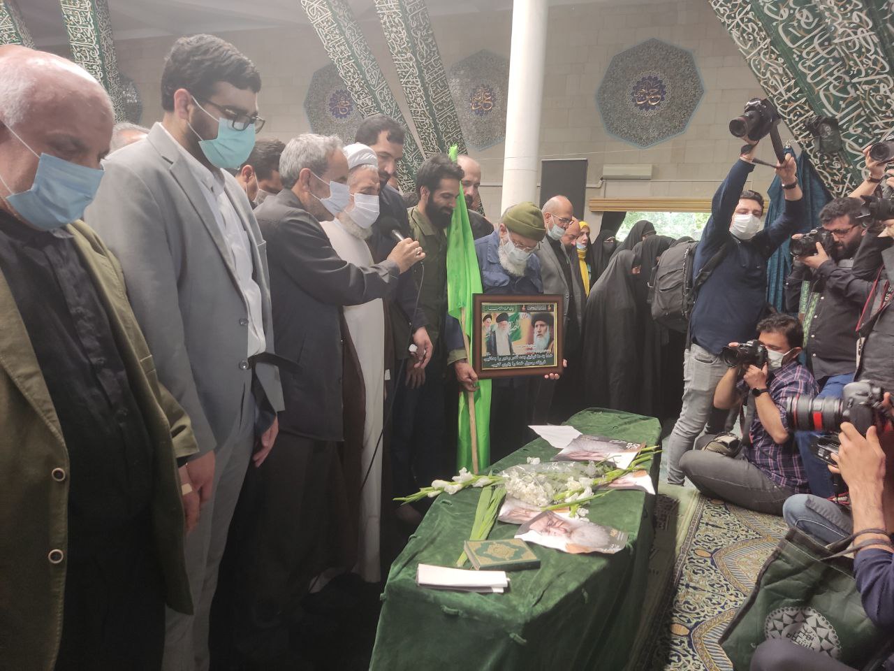 مراسم تشییع پیکر مرحوم فاطمی‌نیا در دانشگاه تهران