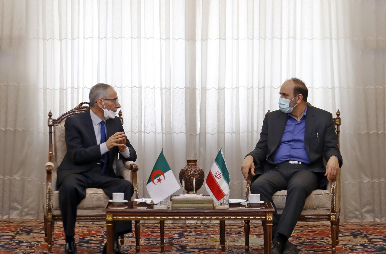 لزوم توسعه همکاریهای اقتصادی ایران و الجزایر