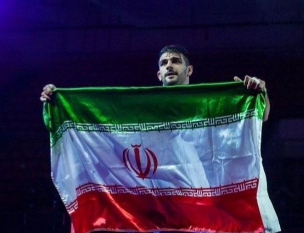 کشتی‌گیران آزادکار، افتخار ایران هستند