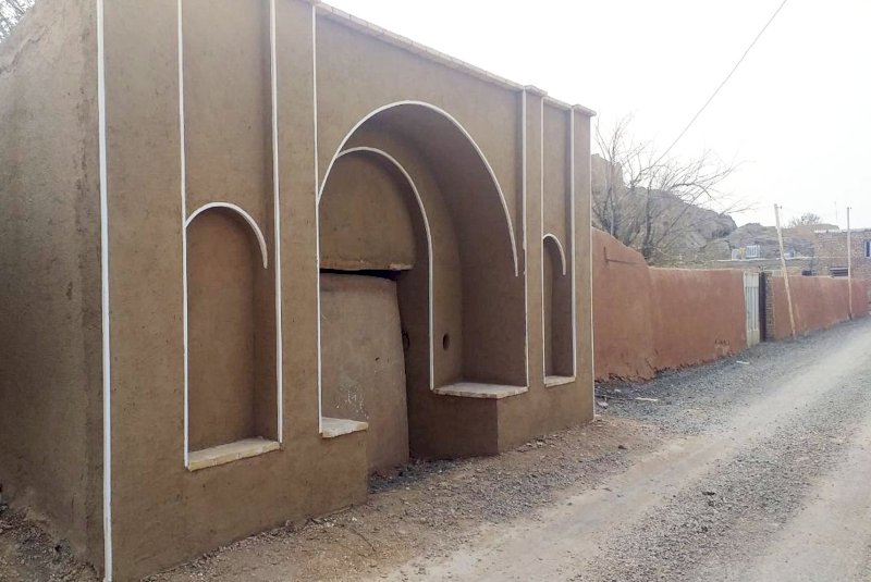 مرمت سردر سربازخانه تاریخی جاجا