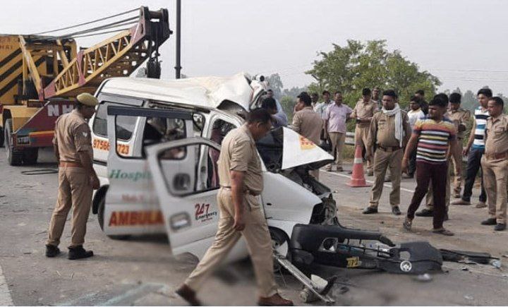 آمبولانسی در هند ۷ نفر را به کام مرگ کشاند