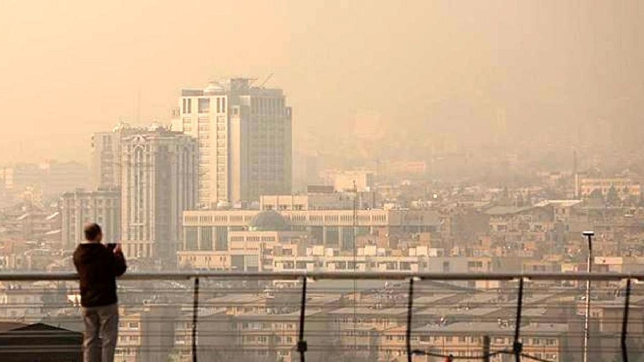 گرد و غبار و تداوم گرما در مناطق مختلف استان همدان