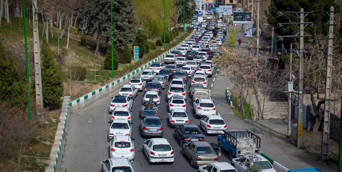ترافیک سنگین در محور‌های هراز، چالوس و آزادراه‌های تهران-کرج و قزوین-کرج