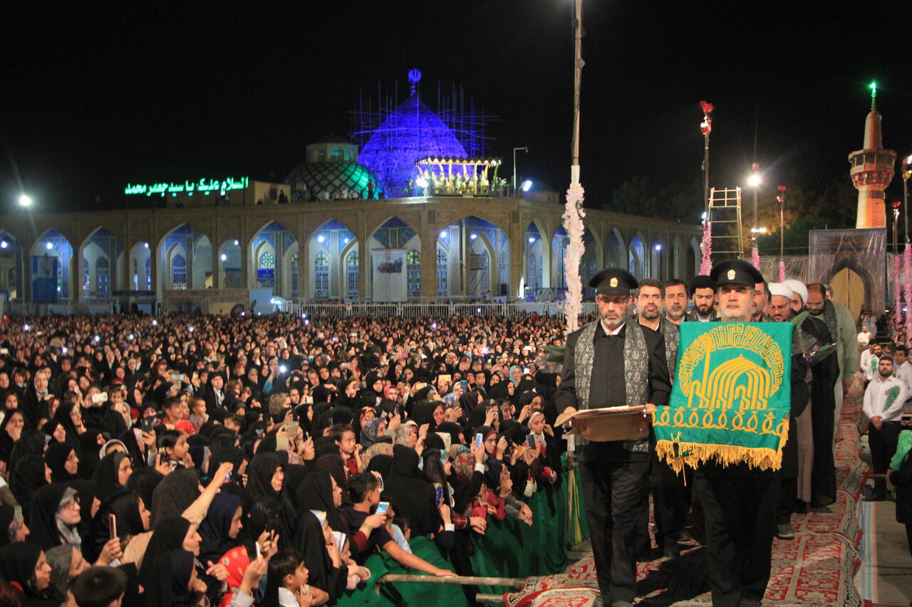 جشن بزرگ زیر سایه خورشید در یزد برگزار می‌شود