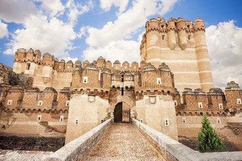 سفیر اسپانیا: معماری قلعه‌های استراتژیک اسپانیا برگرفته از کاروانسرا‌های ایرانی است