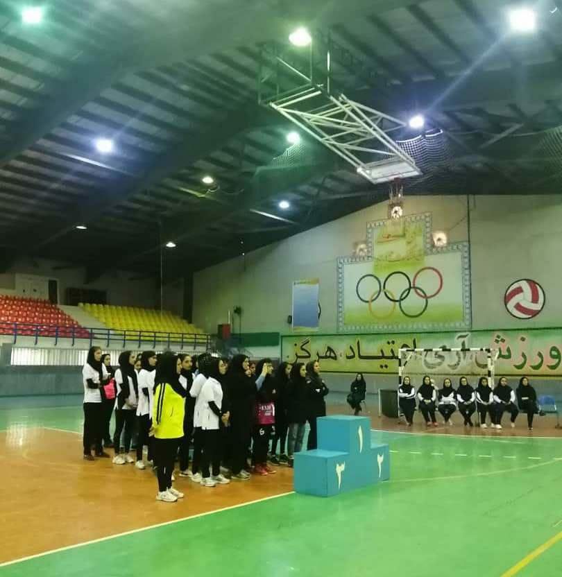 تیم دانشگاه همدان قهرمان مسابقات والیبال دانشجویان منطقه ۴ کشور شد