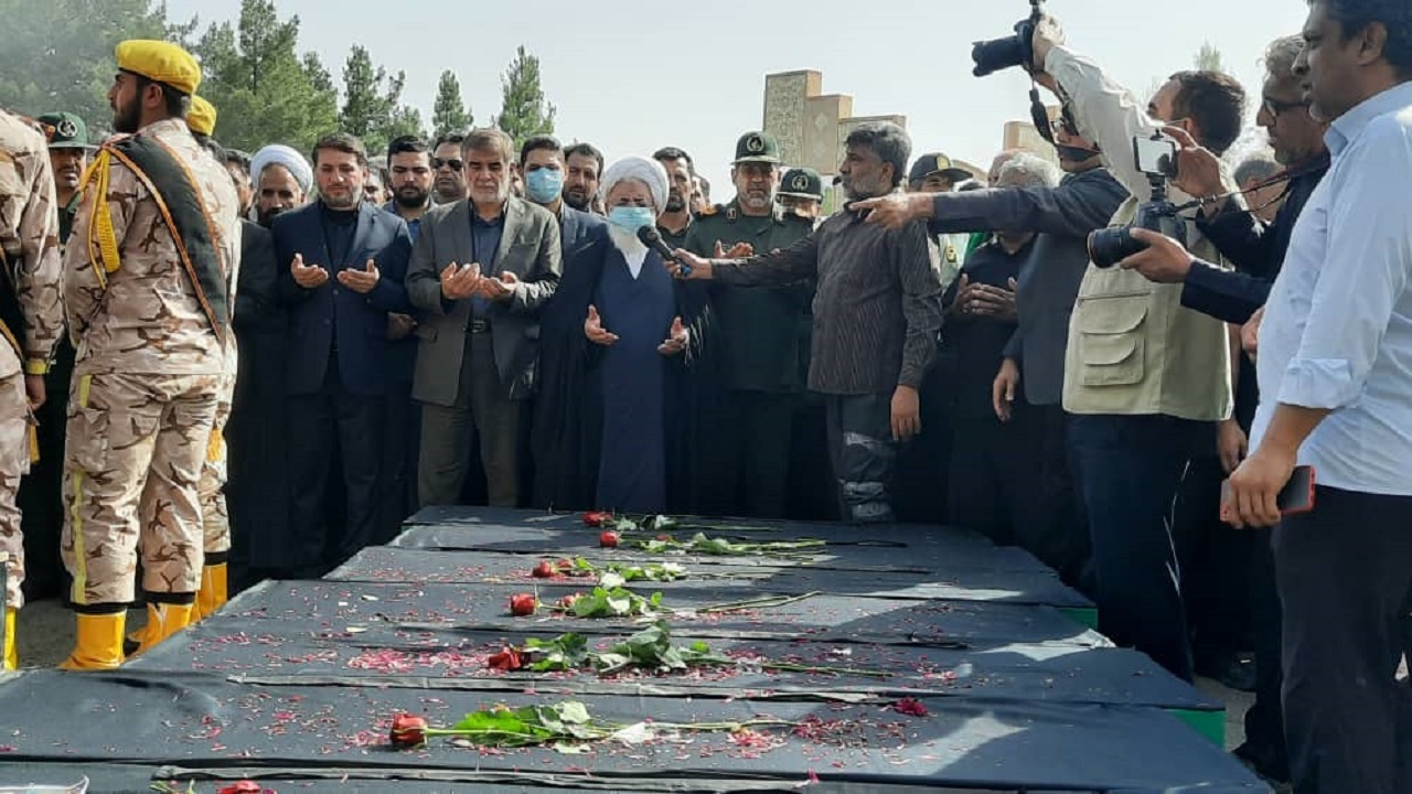 مراسم بزرگداشت جانباختگان قطار در یزد برگزار می‌شود