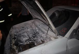 آتش سوزی خودروی سواری در پمپ بنزینی در رشت