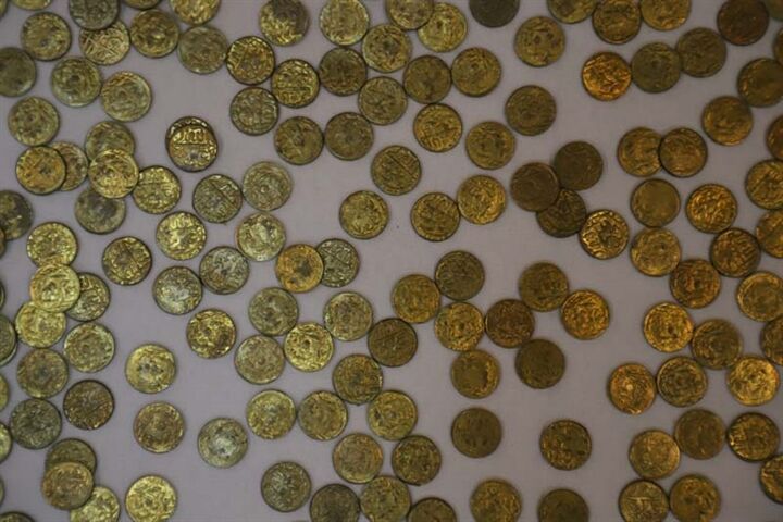 توقیف ۳۵۰ قطعه سکه تاریخی در اراک