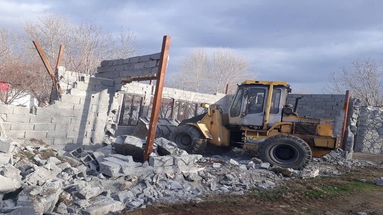 آزادسازی ۷۲ هکتار ساخت و ساز غیرمجاز در فردیس