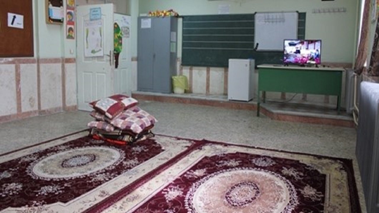 تجهیز 80 کلاس برای اسکان فرهنگیان مسافر در مهاباد
