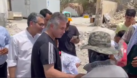 حضور سرپرست تیم ملی فوتبال در مناطق زلزله زده بندرلنگه