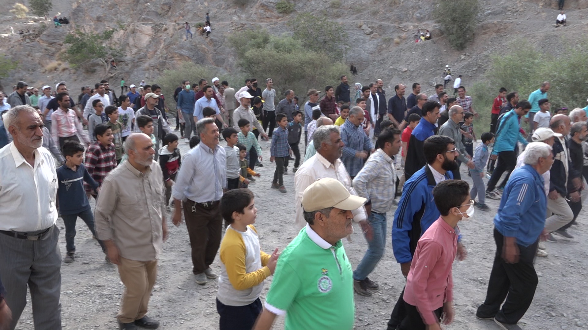 برگزاری همایش بزرگ پیاده روی خانوادگی در بیرجند 