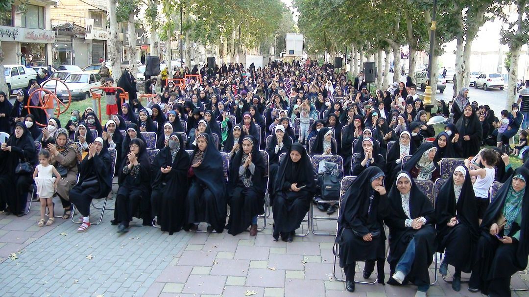 برگزاری  همایش مدافعان حریم خانواده در مهرشهر