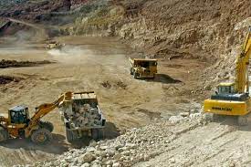 استخراج سالانه بیش از ۱۸ میلیون تن انواع مواد معدنی درآذربایجانغربی