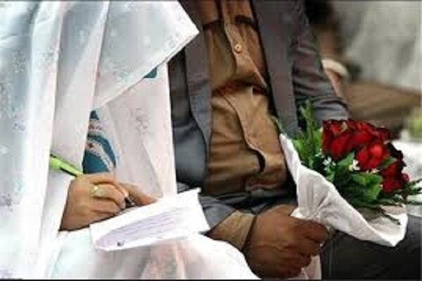 برپایی جشن ازدواج ۵ زوج خوزستانی با کمک خانواده شهیدان