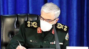رئیس ستاد کل نیرو‌های مسلح انتصاب سردارکاظمی را تبریک گفت