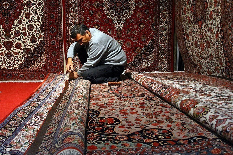 تولید ۴۵ هزار متر مربع فرش دستباف توسط هنرمندان سرزمین طلای سرخ
